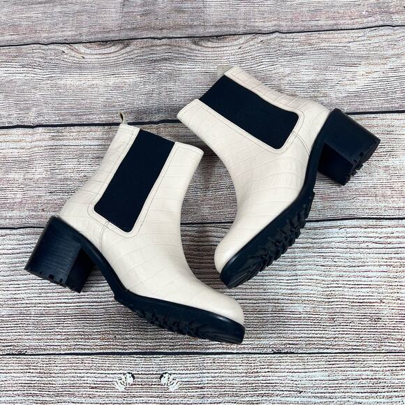 Seychelles Womens 9.5 Leather Chelsea Boots Lug Sole Embossed Mod 70s Retro Boho - Picture 8 of 11